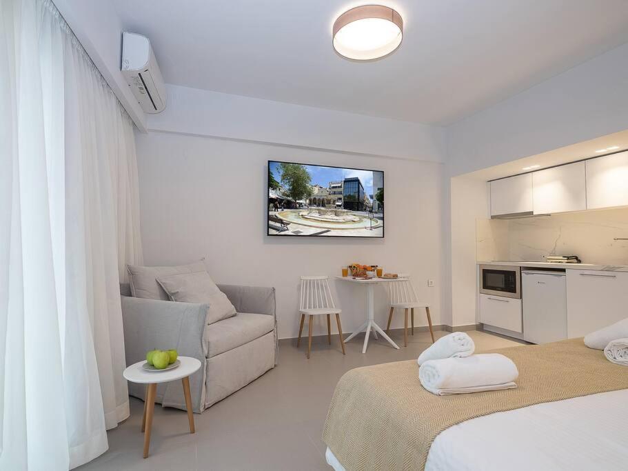 Iris Luxury Apartment At The Heraklion Center Exterior photo